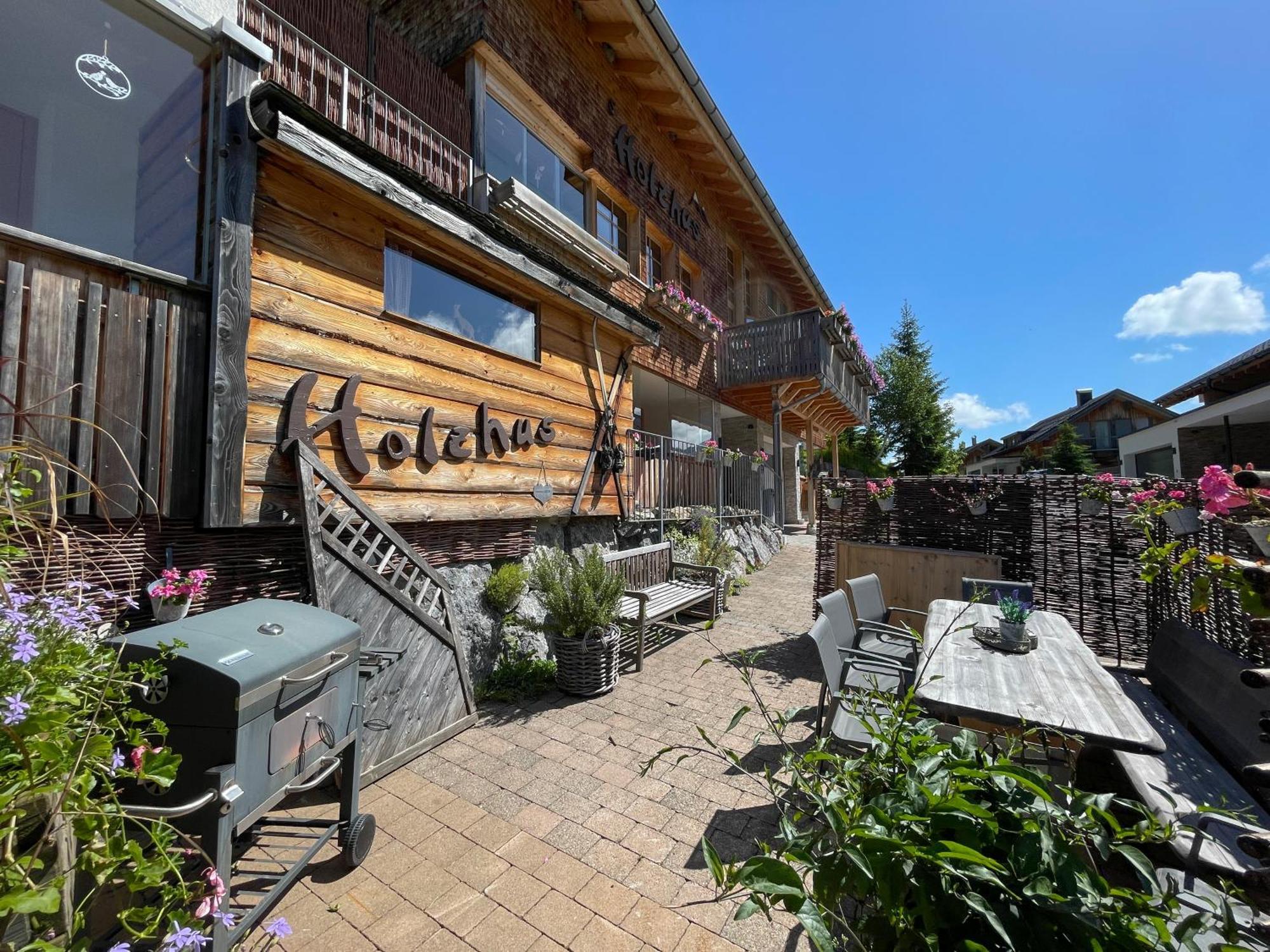 Damuelser Holzhus Apartment Exterior foto